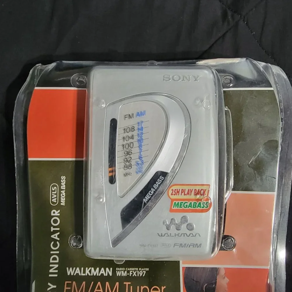 Sony Walkman WM-FX197 Mega Bass AM/FM Radio Cassette Player #3